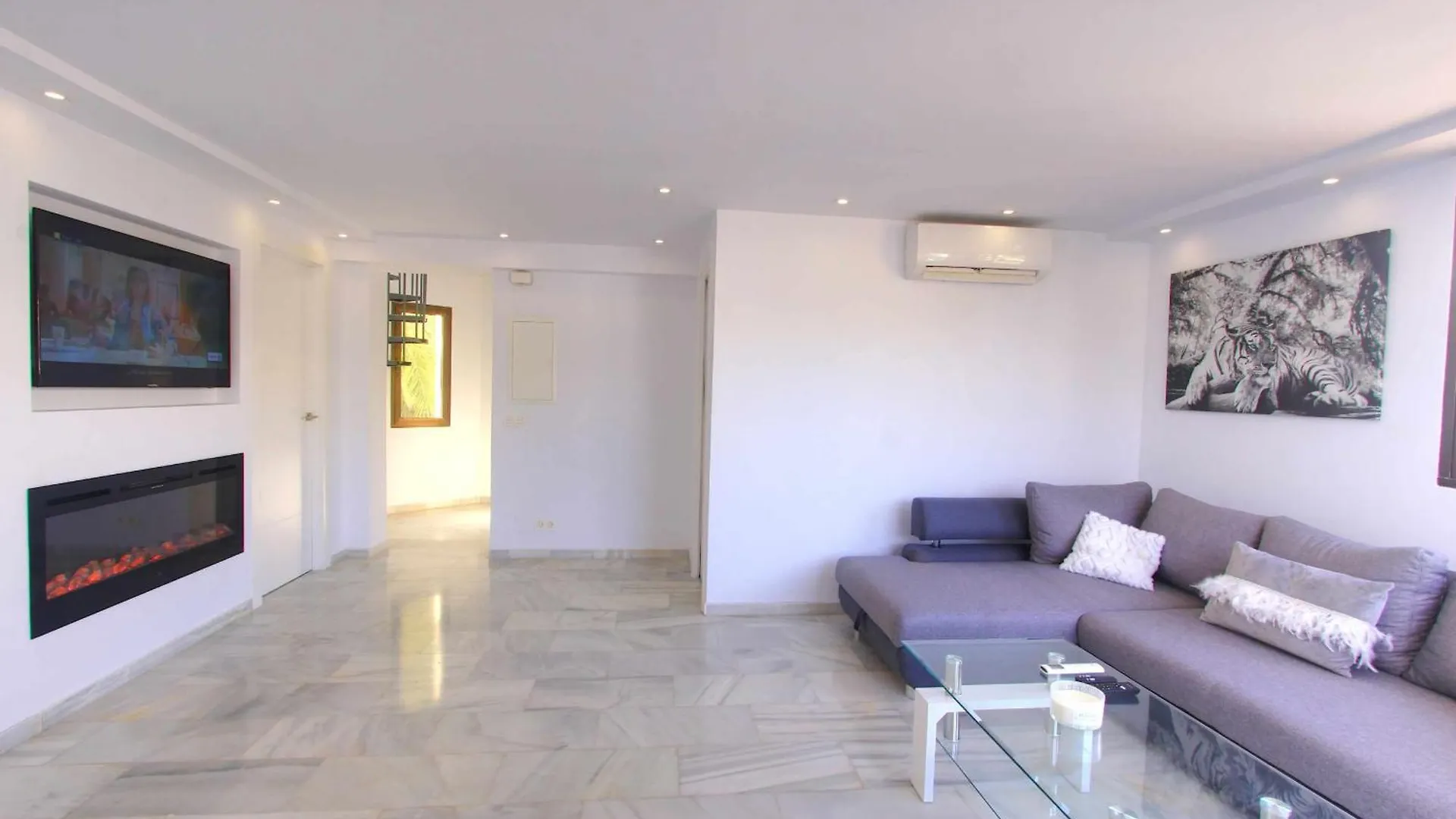 1108 Beachfront 2 Apartments With Roofterrace 80Mtrgt Beach 3 Pools Marbella