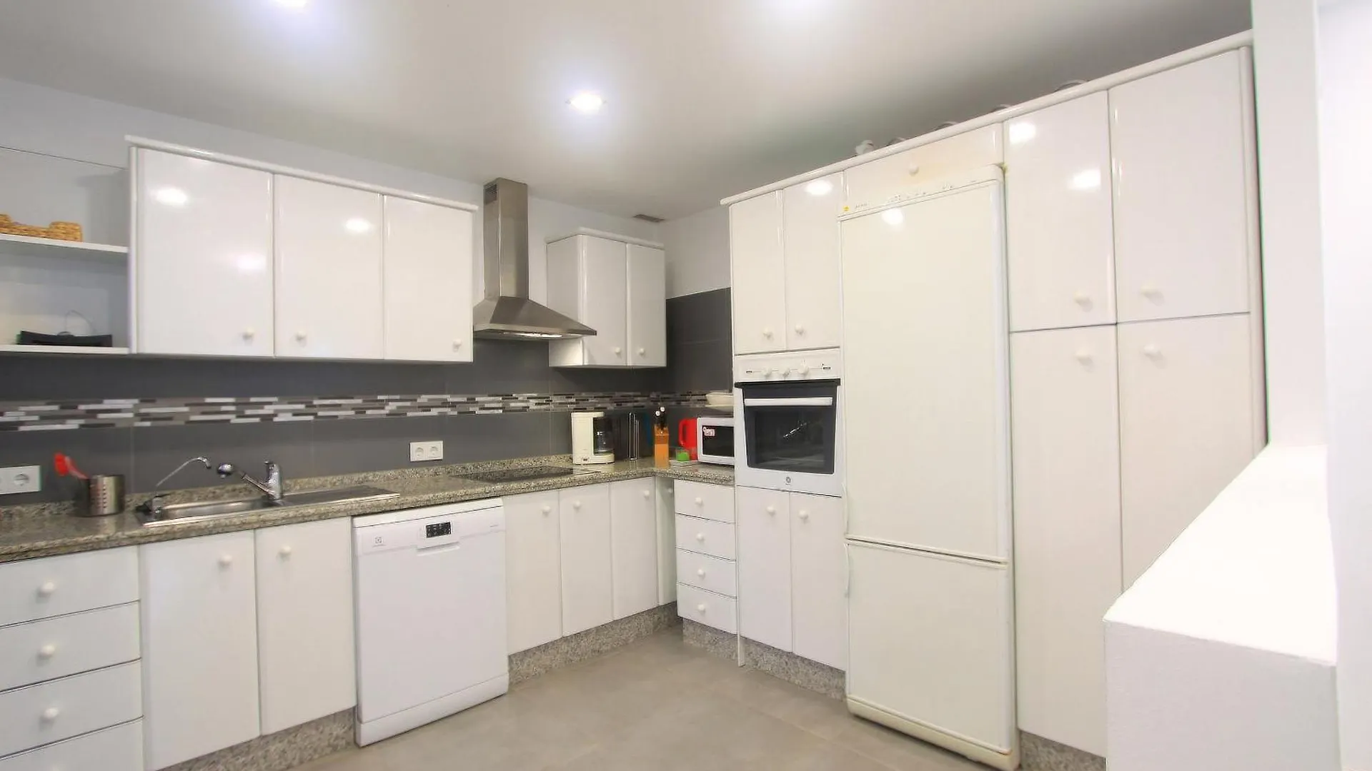 1108 Beachfront 2 Apartments With Roofterrace 80Mtrgt Beach 3 Pools 마르베야 스페인
